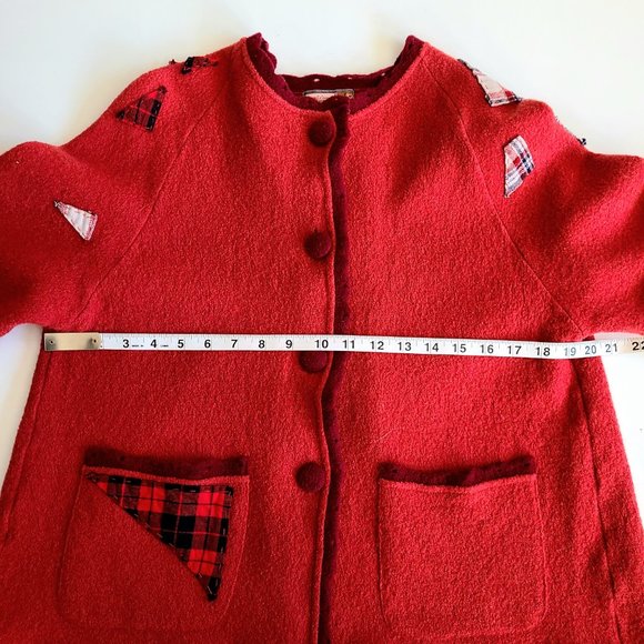 Vintage April Cornell red 100% wool sweater/cardigan with applique design. - Picture 7 of 9
